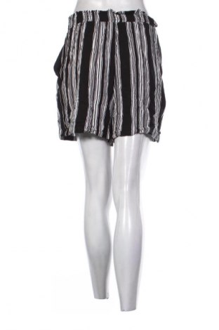 Női rövidnadrág Cubus, Méret L, Szín Sokszínű, Ár 4 132 Ft