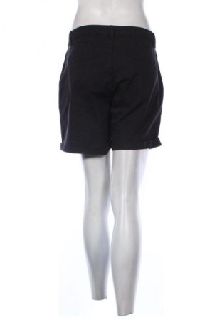 Női rövidnadrág Culture, Méret M, Szín Fekete, Ár 15 889 Ft