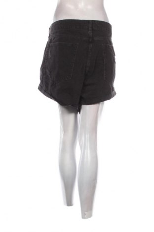 Damen Shorts H&M Divided, Größe 3XL, Farbe Grau, Preis € 14,99