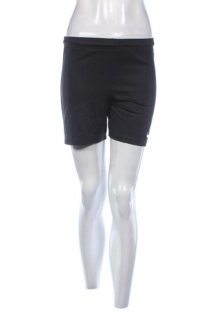 Női rövidnadrág Nike, Méret M, Szín Fekete, Ár 7 119 Ft