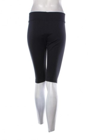 Дамски къс панталон Nike, Размер M, Цвят Черен, Цена 17,35 €