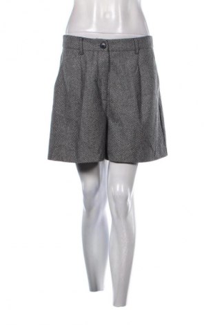 Дамски къс панталон ONLY, Размер M, Цвят Многоцветен, Цена 5,11 €