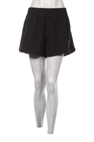 Női rövidnadrág PUMA, Méret XL, Szín Fekete, Ár 5 219 Ft