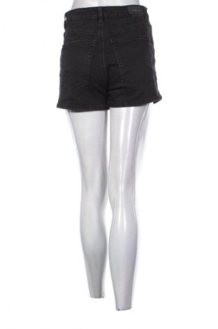 Női rövidnadrág Pull&Bear, Méret M, Szín Fekete, Ár 2 499 Ft