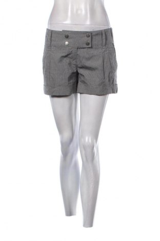 Дамски къс панталон Q/S by S.Oliver, Размер M, Цвят Многоцветен, Цена 6,64 €