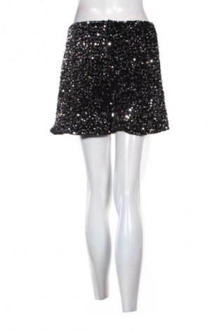 Damskie szorty SHEIN, Rozmiar M, Kolor Kolorowy, Cena 53,58 zł