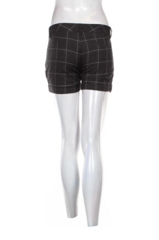 Дамски къс панталон Sisley, Размер S, Цвят Многоцветен, Цена 25,00 €