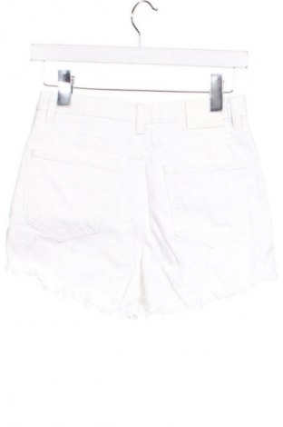 Női rövidnadrág Stradivarius, Méret XS, Szín Fehér, Ár 4 132 Ft