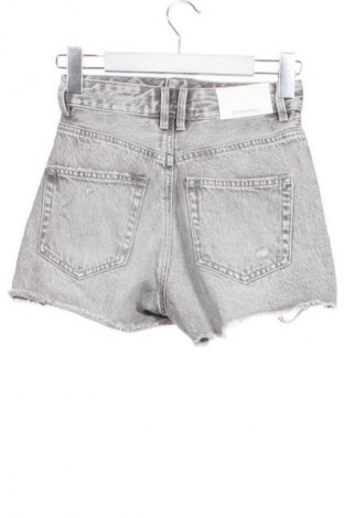 Női rövidnadrág Stradivarius, Méret XXS, Szín Szürke, Ár 4 132 Ft