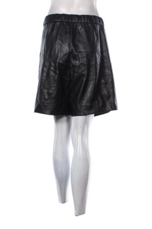 Дамски къс панталон Ulla Popken, Размер 3XL, Цвят Черен, Цена 13,29 €