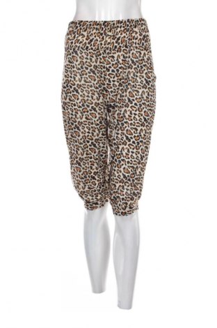Дамски къс панталон Unbranded, Размер L, Цвят Многоцветен, Цена 10,00 €