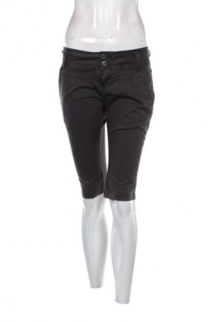 Γυναικείο κοντό παντελόνι Unbranded, Μέγεθος M, Χρώμα Μαύρο, Τιμή 9,78 €