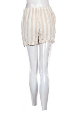 Дамски къс панталон Vero Moda, Размер S, Цвят Многоцветен, Цена 10,00 €