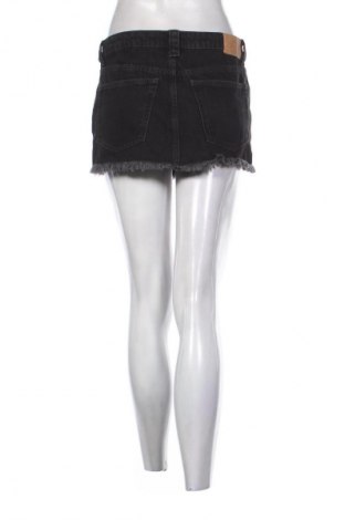 Szoknya Weekday, Méret M, Szín Fekete, Ár 17 862 Ft