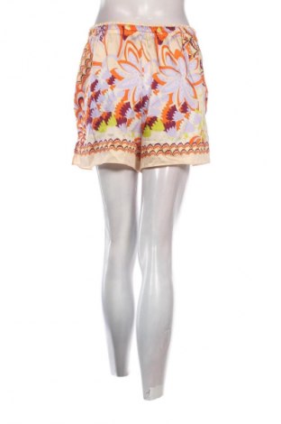 Дамски къс панталон Zara, Размер M, Цвят Многоцветен, Цена 10,00 €