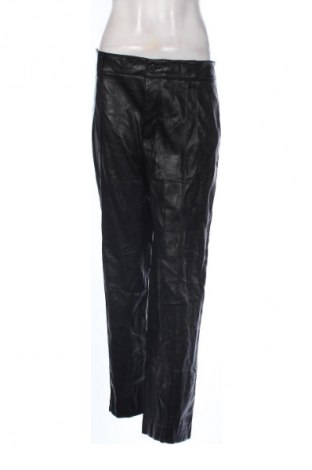 Дамски кожен панталон Zara, Размер XL, Цвят Черен, Цена 38,34 €
