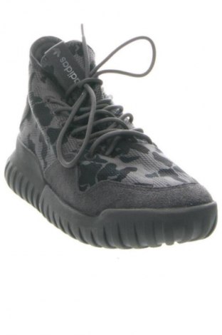 Дамски обувки Adidas Originals, Размер 36, Цвят Многоцветен, Цена 26,07 €