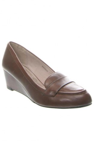 Дамски обувки Clarks, Размер 39, Цвят Кафяв, Цена 53,68 €