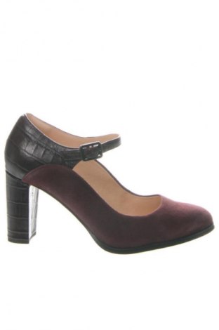 Дамски обувки Clarks, Размер 38, Цвят Лилав, Цена 31,18 €