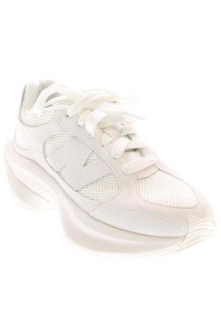 Încălțăminte de damă New Balance, Mărime 39, Culoare Alb, Preț 549,99 Lei