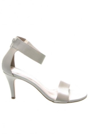 Дамски обувки Pier One, Размер 39, Цвят Екрю, Цена 10,73 €