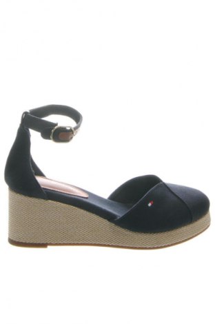 Obuwie damskie Tommy Hilfiger, Rozmiar 37, Kolor Niebieski, Cena 445,99 zł