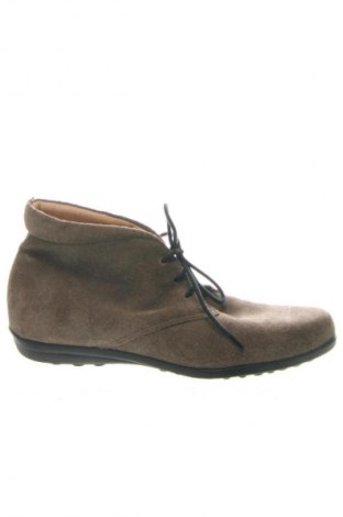 Дамски обувки Unbranded, Размер 36, Цвят Бежов, Цена 32,21 €