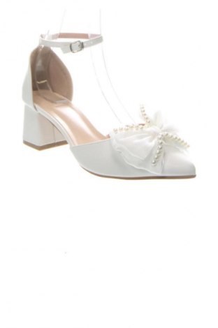 Női cipők Unbranded, Méret 40, Szín Fehér, Ár 12 079 Ft