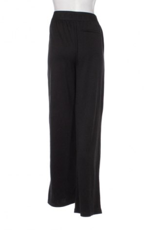 Damenhose Amisu, Größe M, Farbe Schwarz, Preis € 15,00