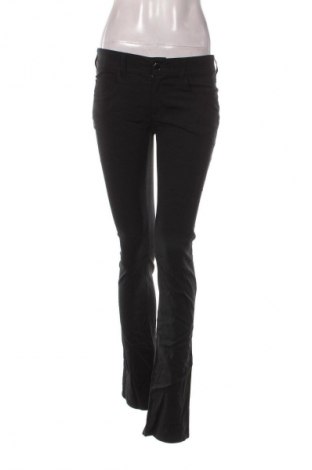 Дамски панталон Armani Jeans, Размер S, Цвят Черен, Цена 34,76 €