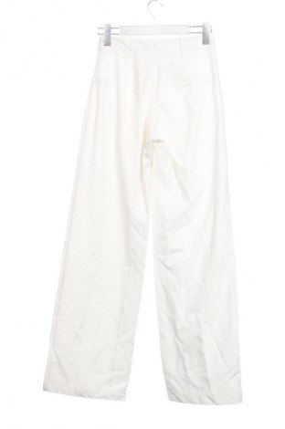 Női nadrág Bershka, Méret XS, Szín Fehér, Ár 11 839 Ft