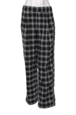 Дамски панталон Bershka, Размер M, Цвят Многоцветен, Цена 5,62 €