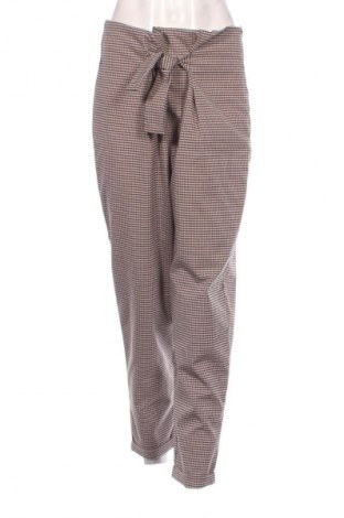 Дамски панталон Clockhouse, Размер L, Цвят Многоцветен, Цена 15,00 €