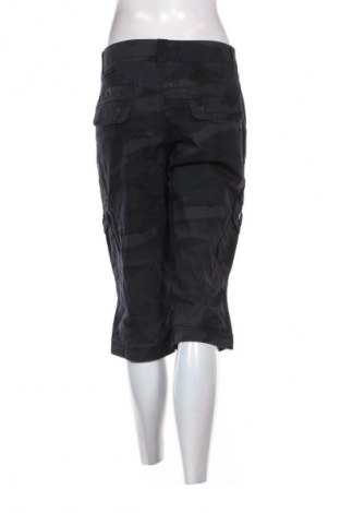 Damskie spodnie Esprit, Rozmiar L, Kolor Kolorowy, Cena 112,53 zł