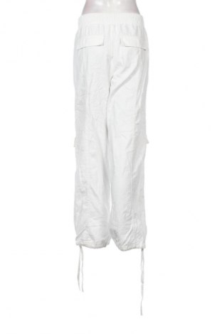 Дамски панталон Fb Sister, Размер L, Цвят Бял, Цена 5,62 €