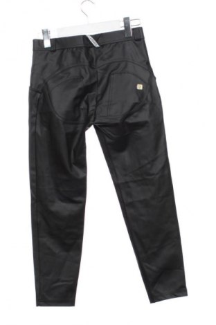Pantaloni de femei Freddy, Mărime M, Culoare Negru, Preț 98,99 Lei
