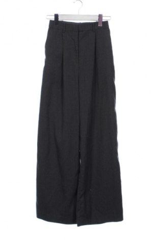 Дамски панталон H&M, Размер XXS, Цвят Сив, Цена 8,18 €