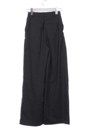 Дамски панталон H&M, Размер XXS, Цвят Сив, Цена 8,18 €