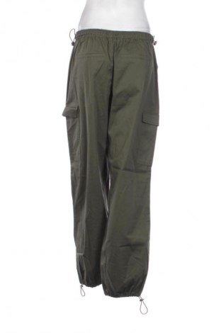 Damenhose House, Größe L, Farbe Grün, Preis € 20,00