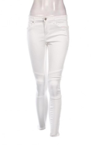 Női nadrág ONLY, Méret M, Szín Fehér, Ár 5 785 Ft