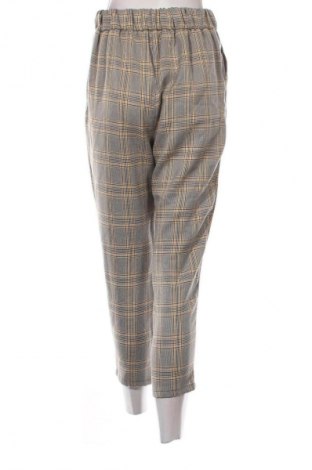 Дамски панталон Pull&Bear, Размер M, Цвят Многоцветен, Цена 14,74 €
