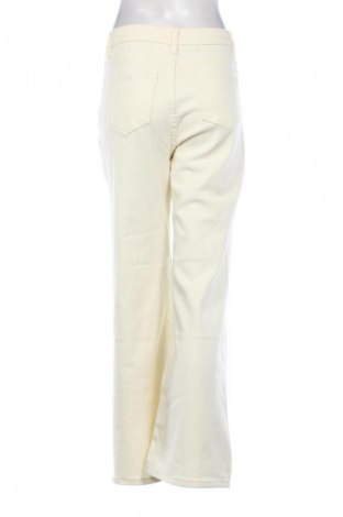 Damskie spodnie Unbranded, Rozmiar M, Kolor ecru, Cena 79,40 zł