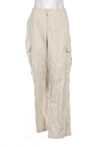 Damenhose Uniqlo, Größe L, Farbe Ecru, Preis 21,00 €