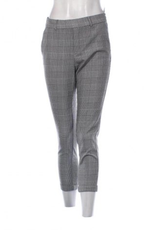 Pantaloni de femei Vero Moda, Mărime M, Culoare Multicolor, Preț 24,99 Lei