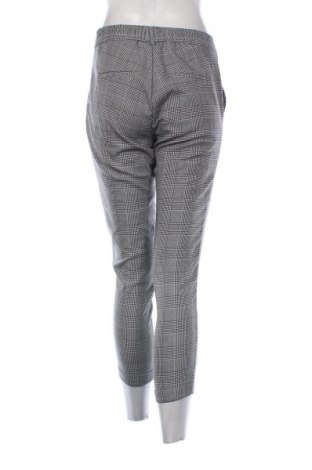 Pantaloni de femei Vero Moda, Mărime M, Culoare Multicolor, Preț 24,99 Lei