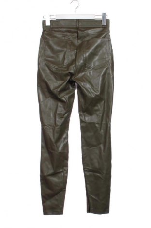 Дамски панталон Zara, Размер S, Цвят Зелен, Цена 9,20 €