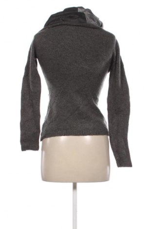 Női pulóver Bluoltre, Méret M, Szín Szürke, Ár 3 519 Ft