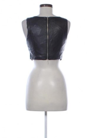 Дамски топ Forever 21, Размер M, Цвят Черен, Цена 13,29 €