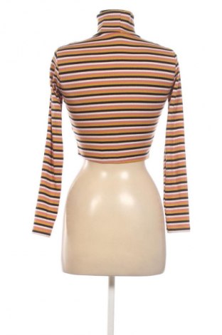 Дамско полo H&M Divided, Размер M, Цвят Многоцветен, Цена 10,00 €