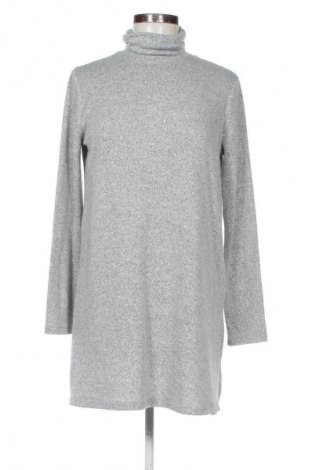 Damen Rollkragen Stradivarius, Größe M, Farbe Mehrfarbig, Preis 7,99 €